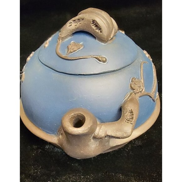 Vintage Yixing Zisha Clay Tea Pot - Picture 14 of 16